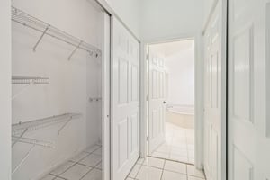 SW 4th Ct-S3112-050.jpg