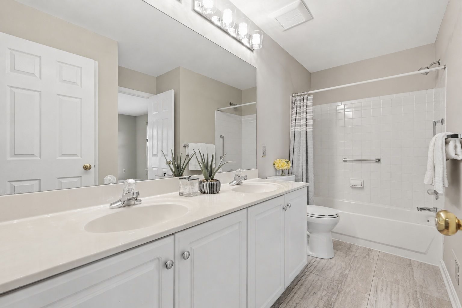 Hall Bathroom