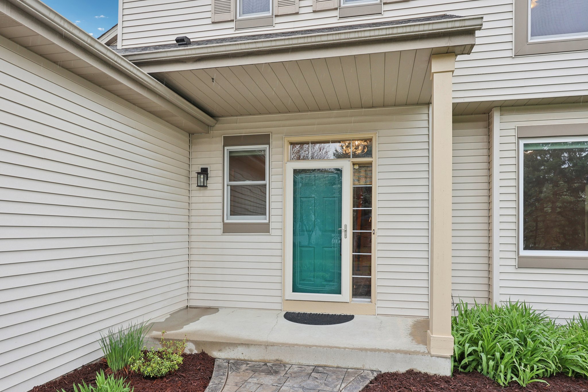 Inverness Curv-L2804-003.jpg