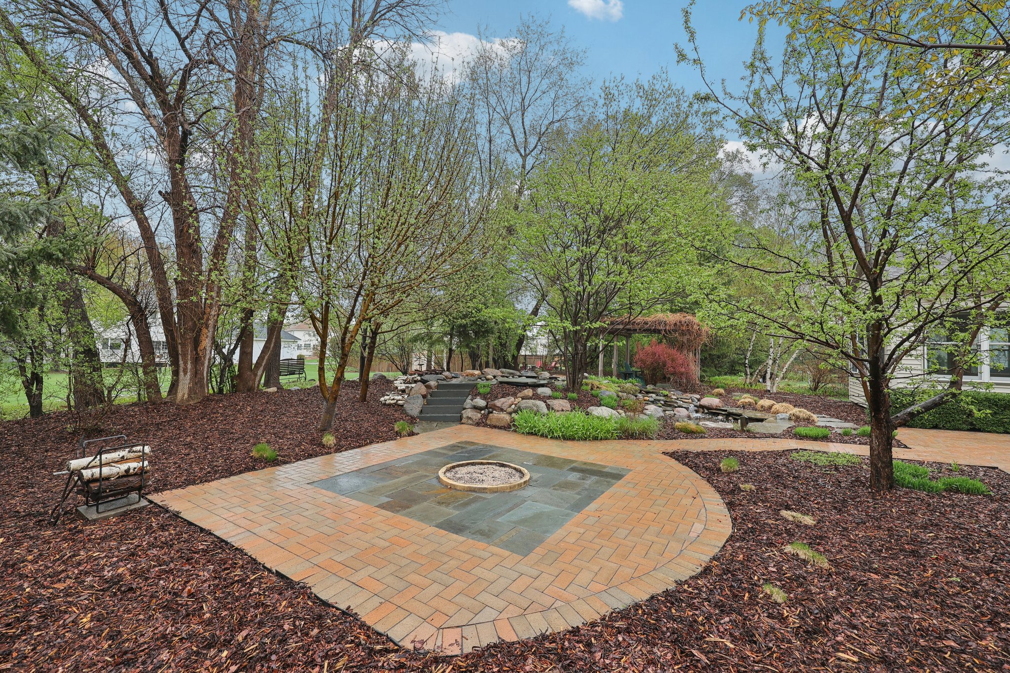 Inverness Curv-L2804-064.jpg