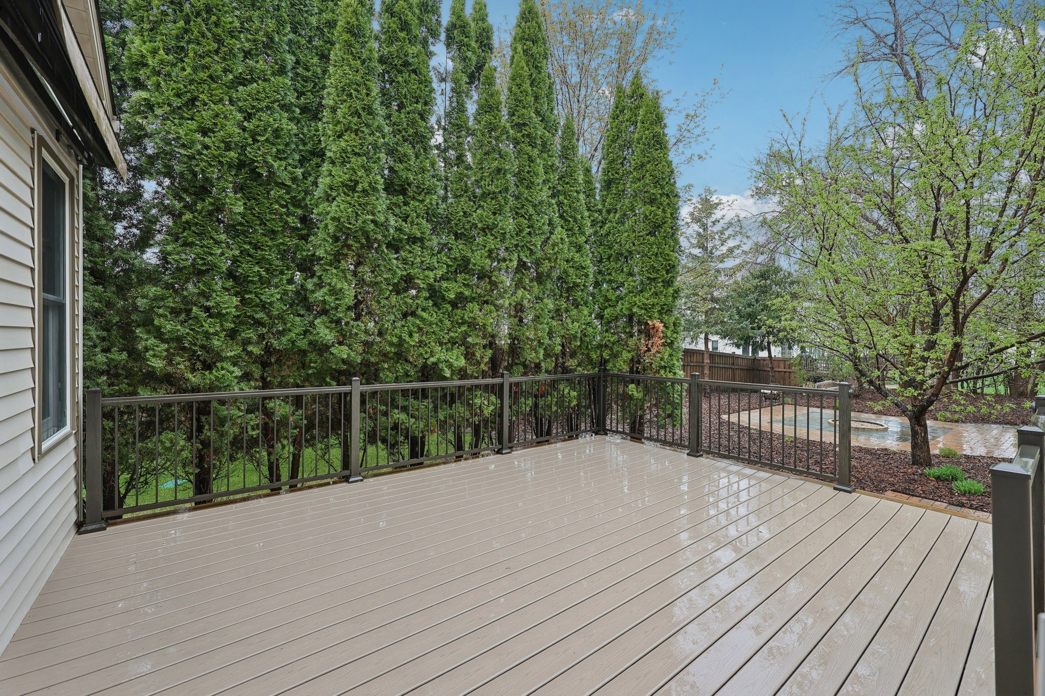 Inverness Curv-L2804-065.jpg