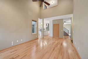 Inverness Curv-L2804-007.jpg