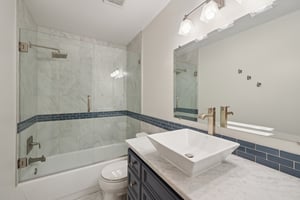 Inverness Curv-L2804-031.jpg