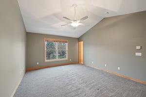 Inverness Curv-L2804-043.jpg