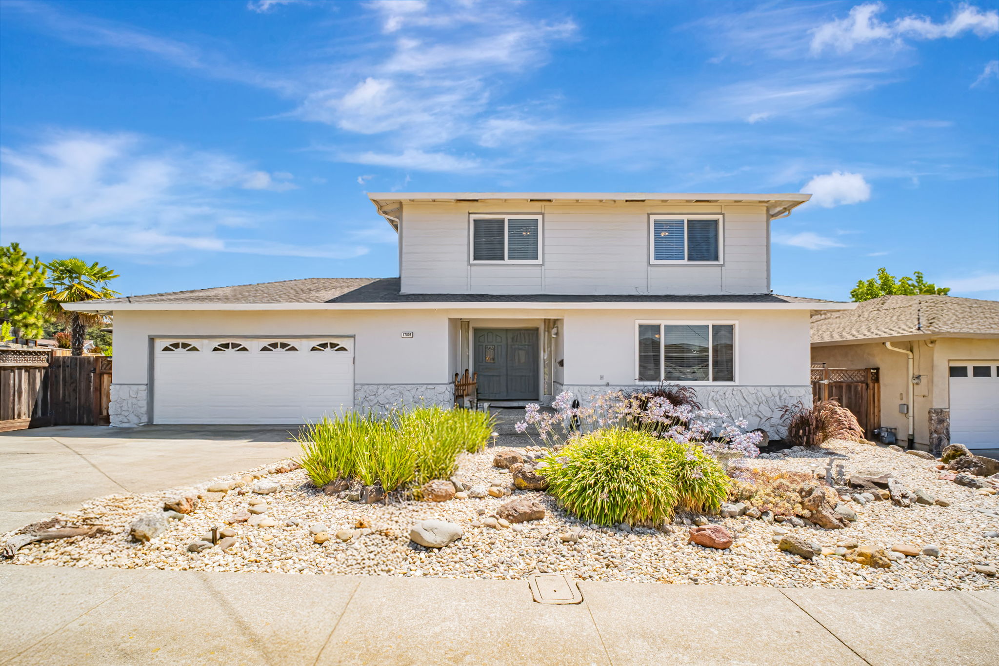 001_17824 Apricot Way