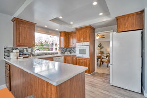 015_17824 Apricot Way
