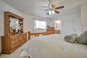 032_17824 Apricot Way