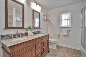 034_17824 Apricot Way