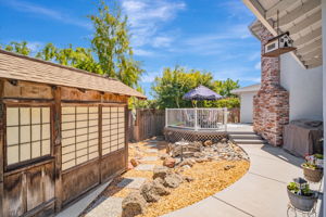 040_17824 Apricot Way