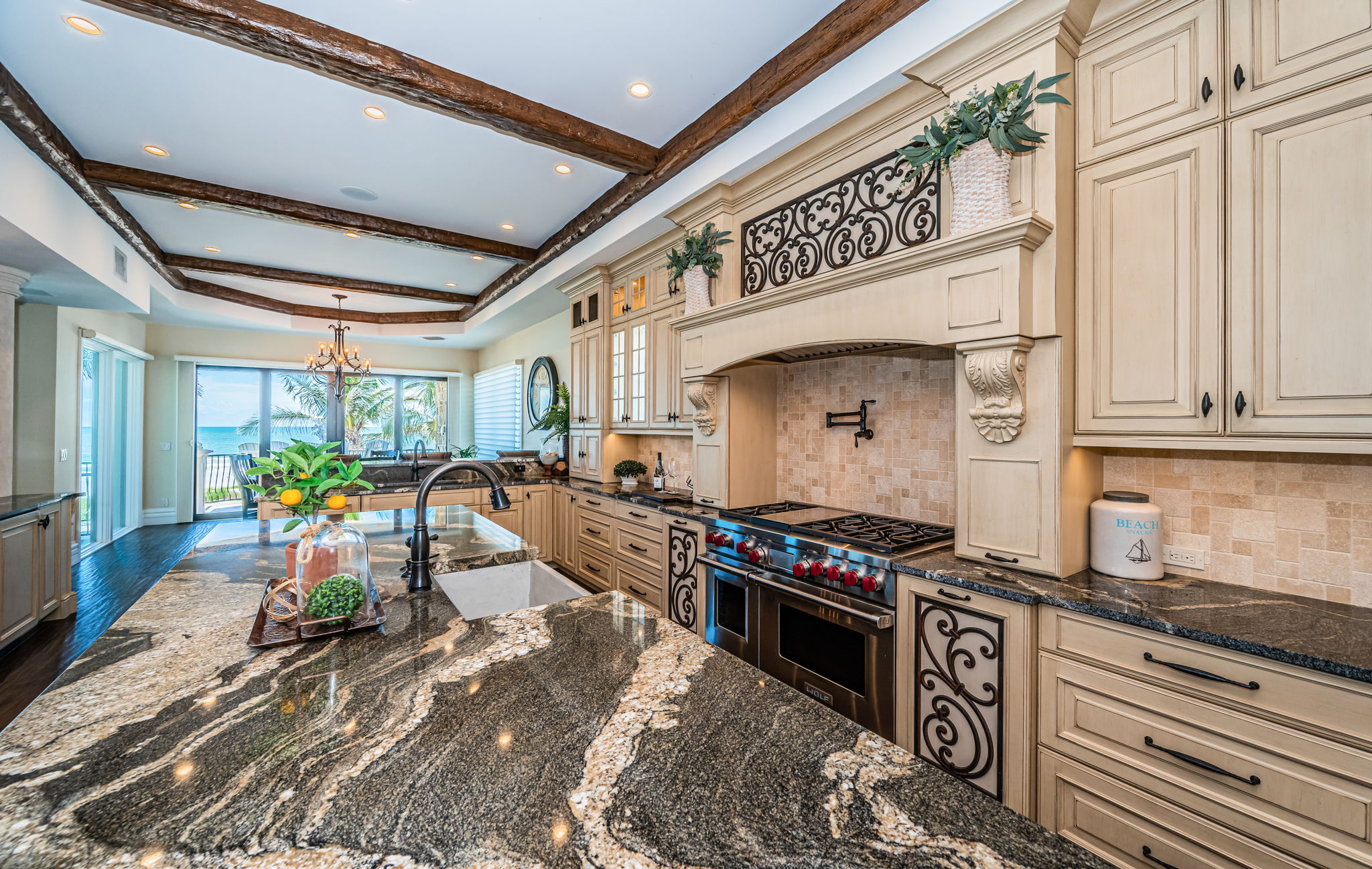 Kitchen11