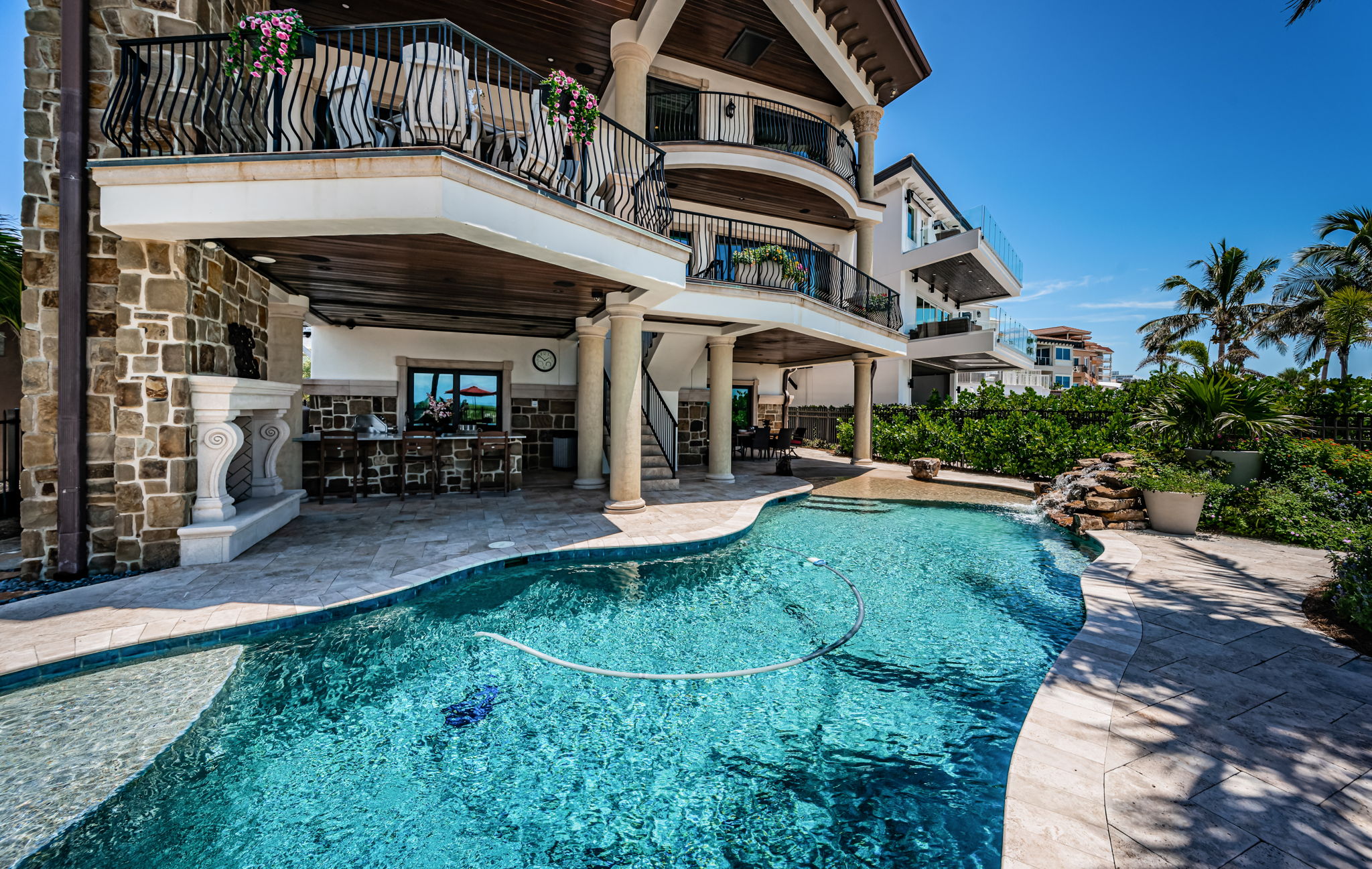 Pool17