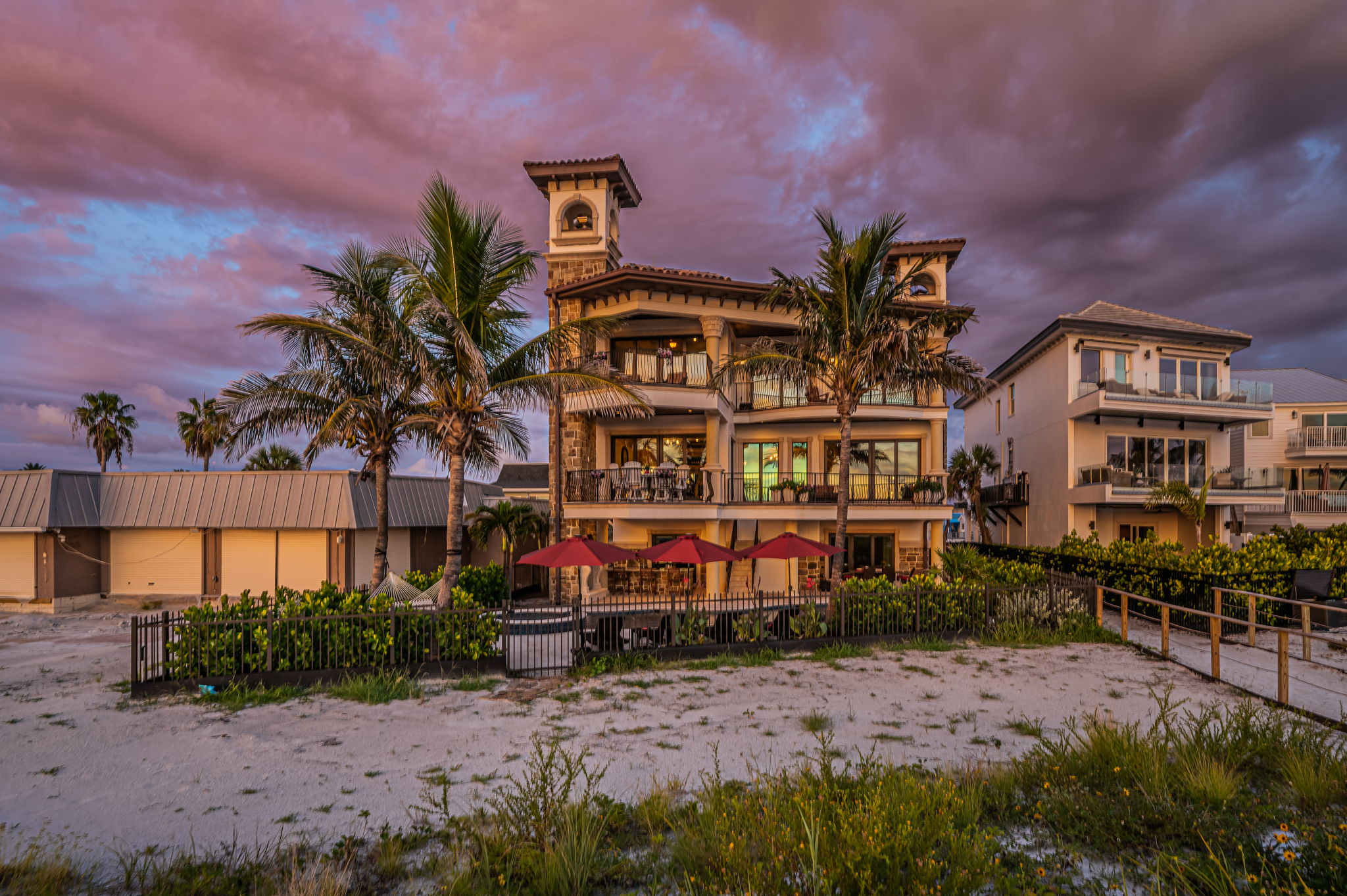 Rear Exterior Sunset21