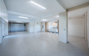 Garage1b