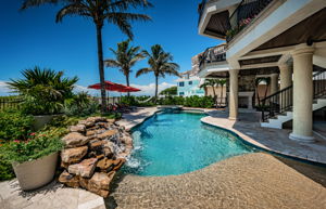 Pool10