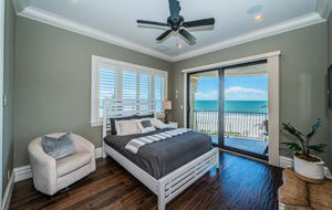 Upper Level Guest Bedroom3a