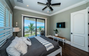 Upper Level Guest Bedroom3b