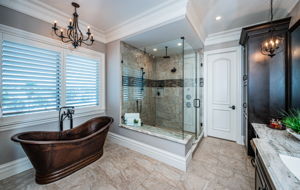 Upper Level Primary Bathroom1b