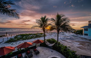 Dining Room Balcony Sunset21
