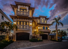 Front Exterior43
