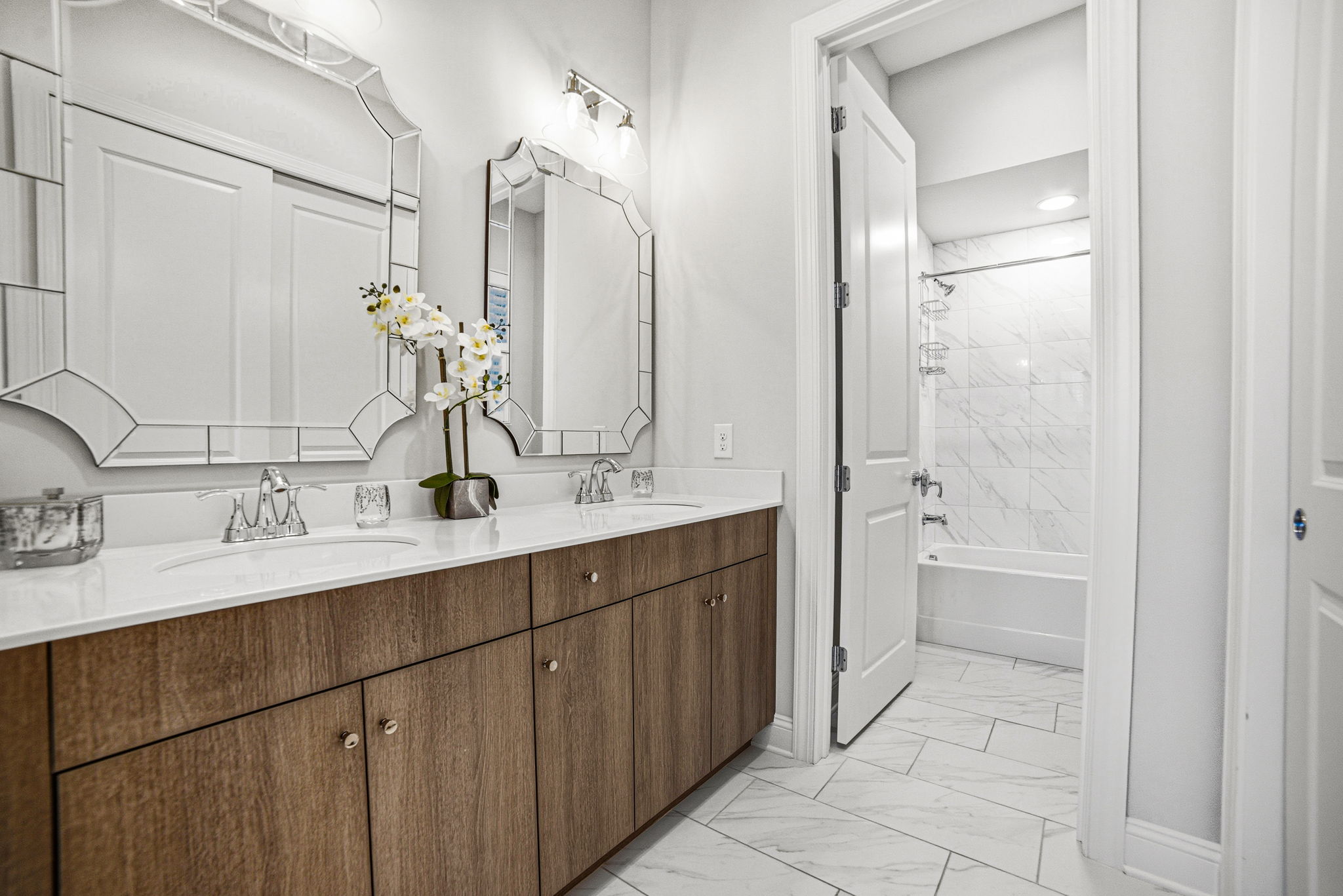 KP_17826 Jetton Green Loop-12