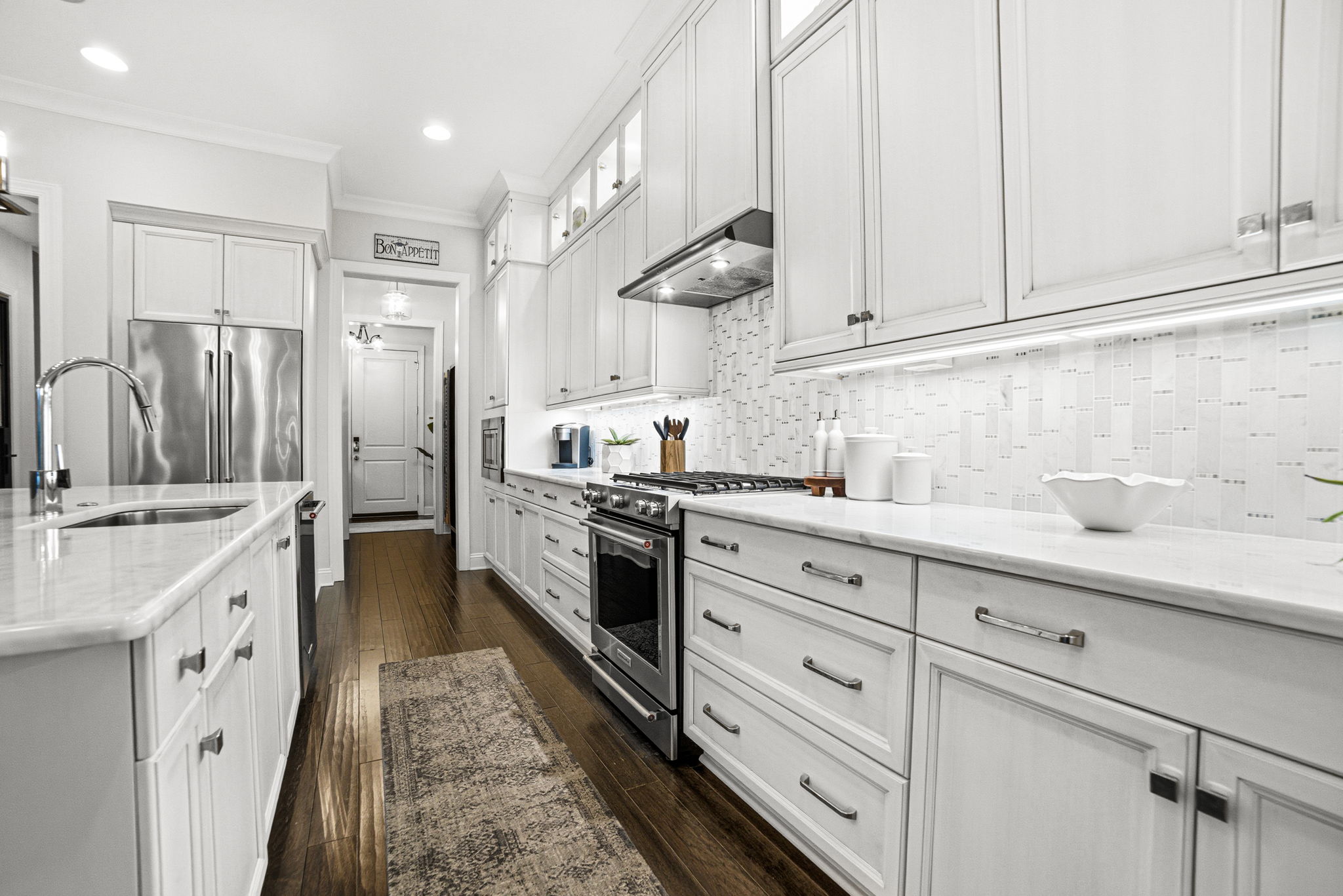 KP_17826 Jetton Green Loop-36