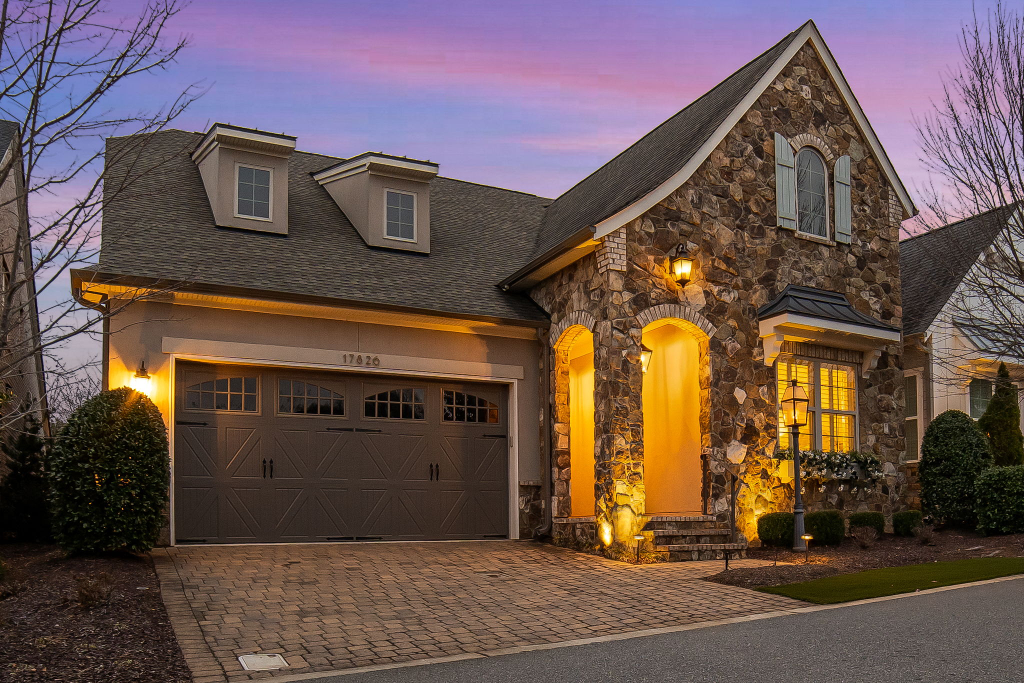 KP_17826 Jetton Green Loop-83