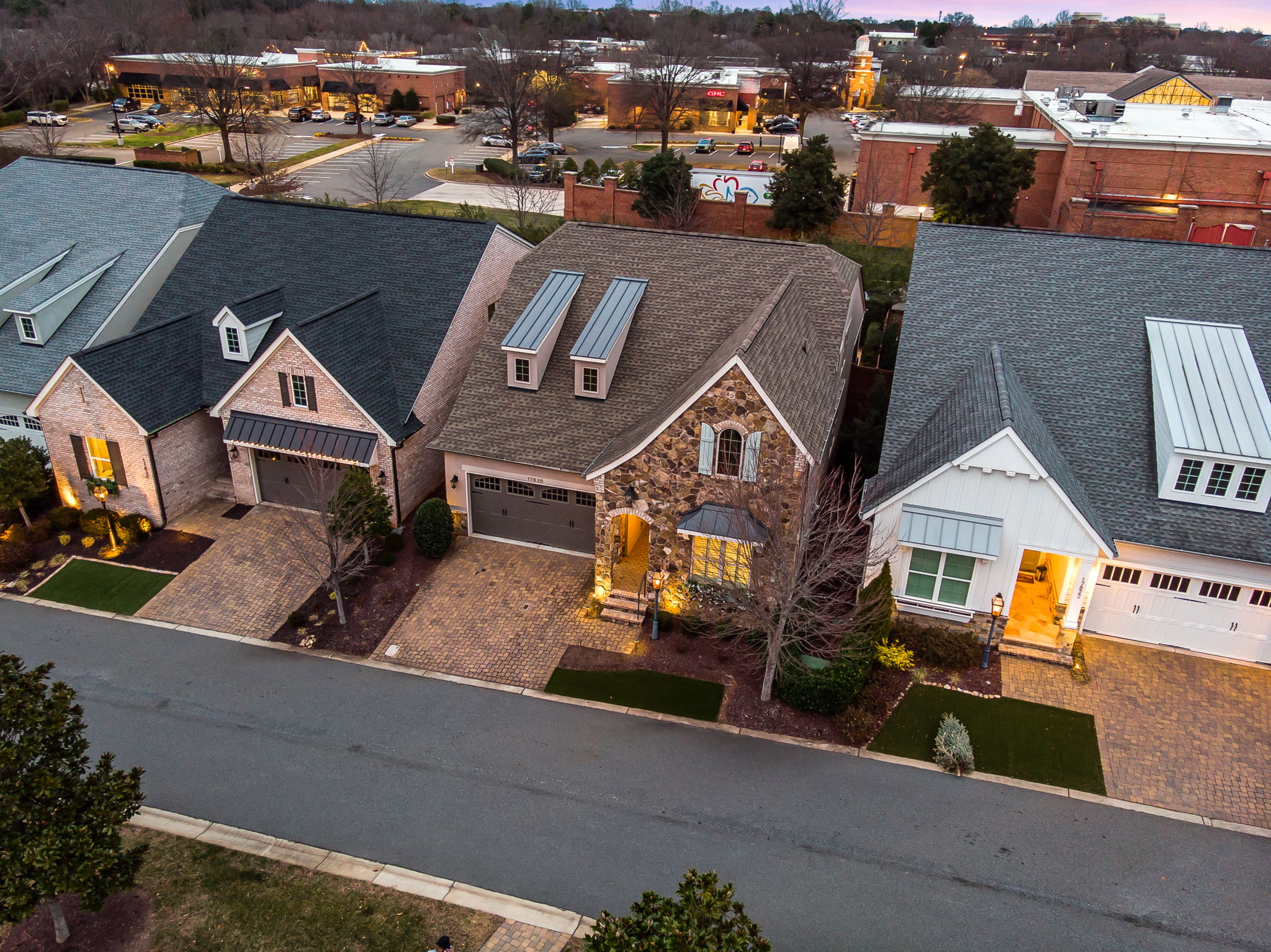 KP_17826 Jetton Green Loop-91