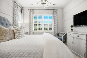 KP_17826 Jetton Green Loop-11