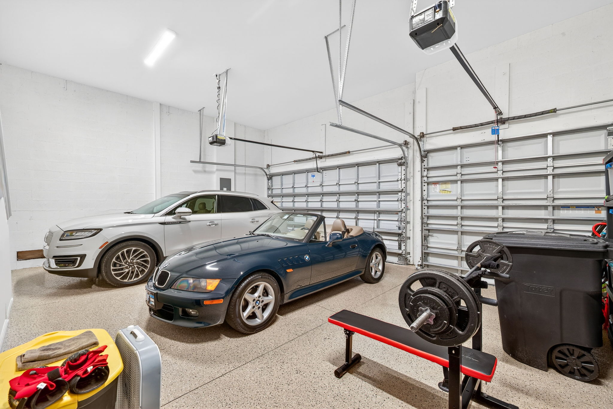 Garage 2
