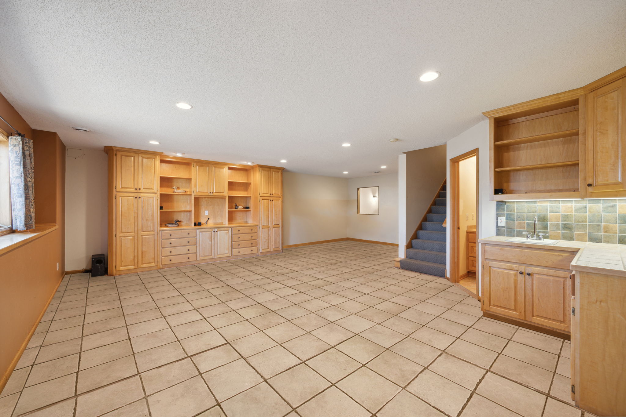 01_Interior