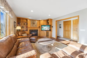 07_Interior