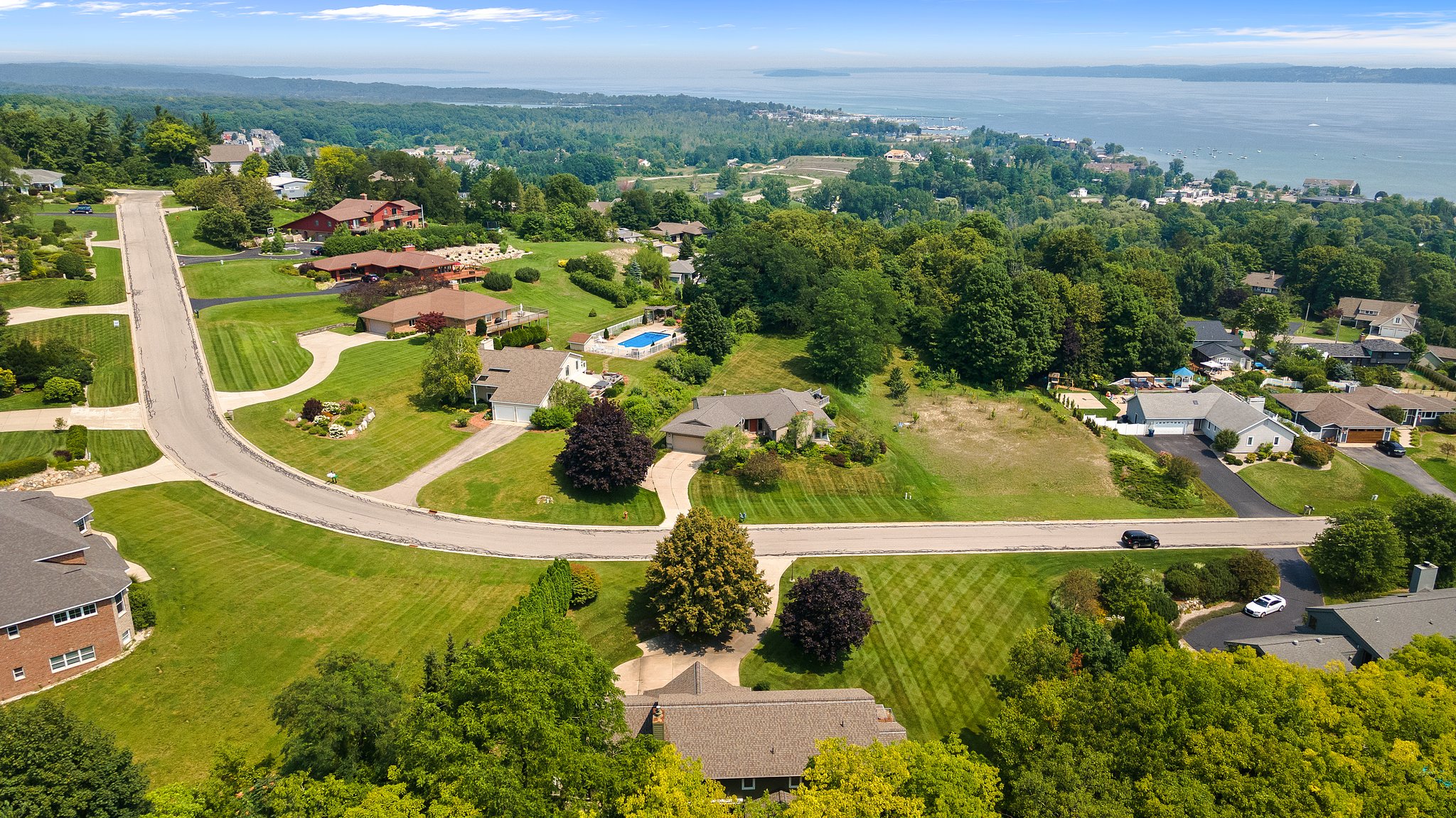 1783 Wayne St, Traverse City, MI 49684, USA Photo 84