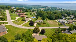 1783 Wayne St, Traverse City, MI 49684, USA Photo 83