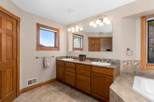 1783 Wayne St, Traverse City, MI 49684, USA Photo 24
