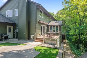 1783 Wayne St, Traverse City, MI 49684, USA Photo 73