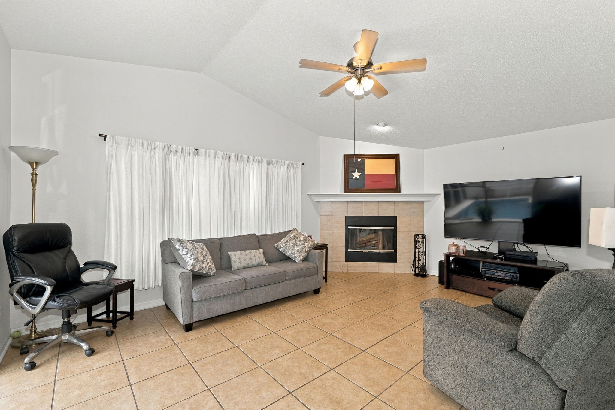 Family Room 1