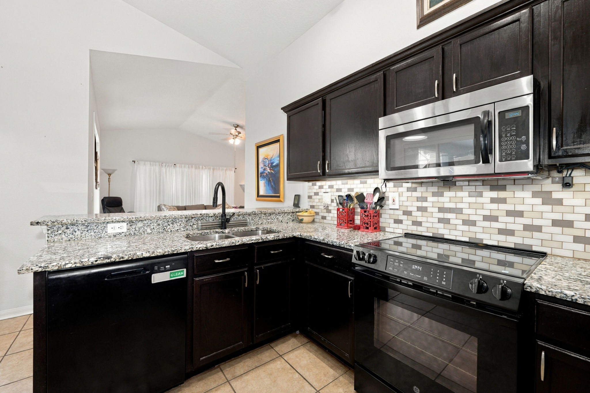 Kitchen 5