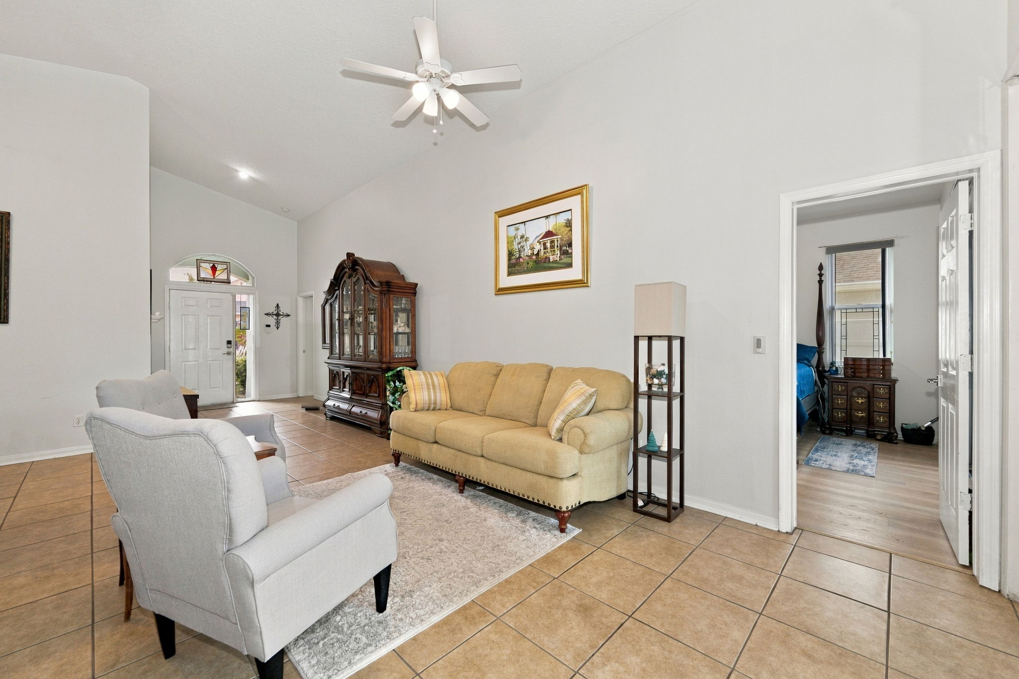 Living Room 4