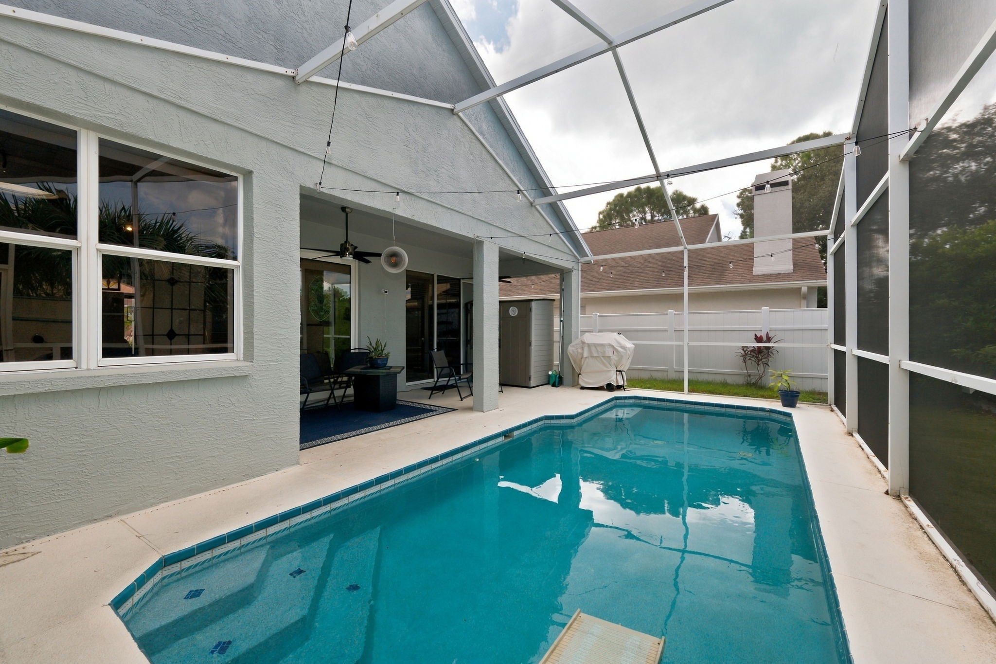Pool 4