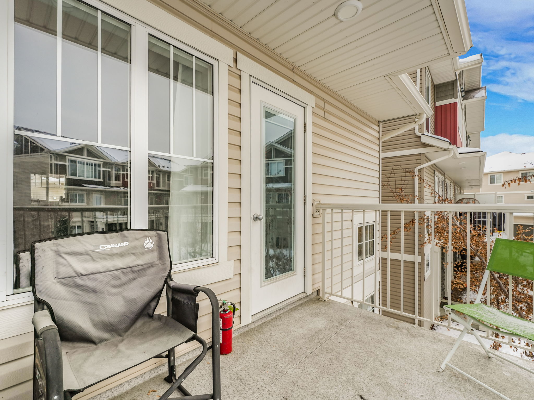 VX - Exterior Image - (5)