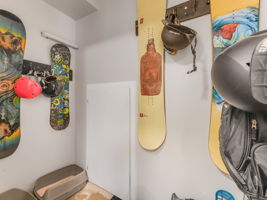 VX - Interior  Image - (37)