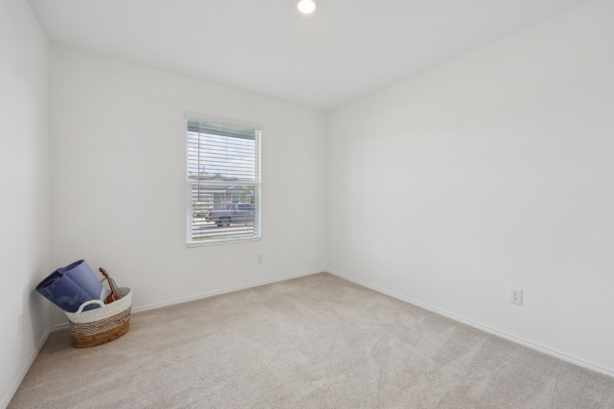 Courage Crk-S1008-018.jpg