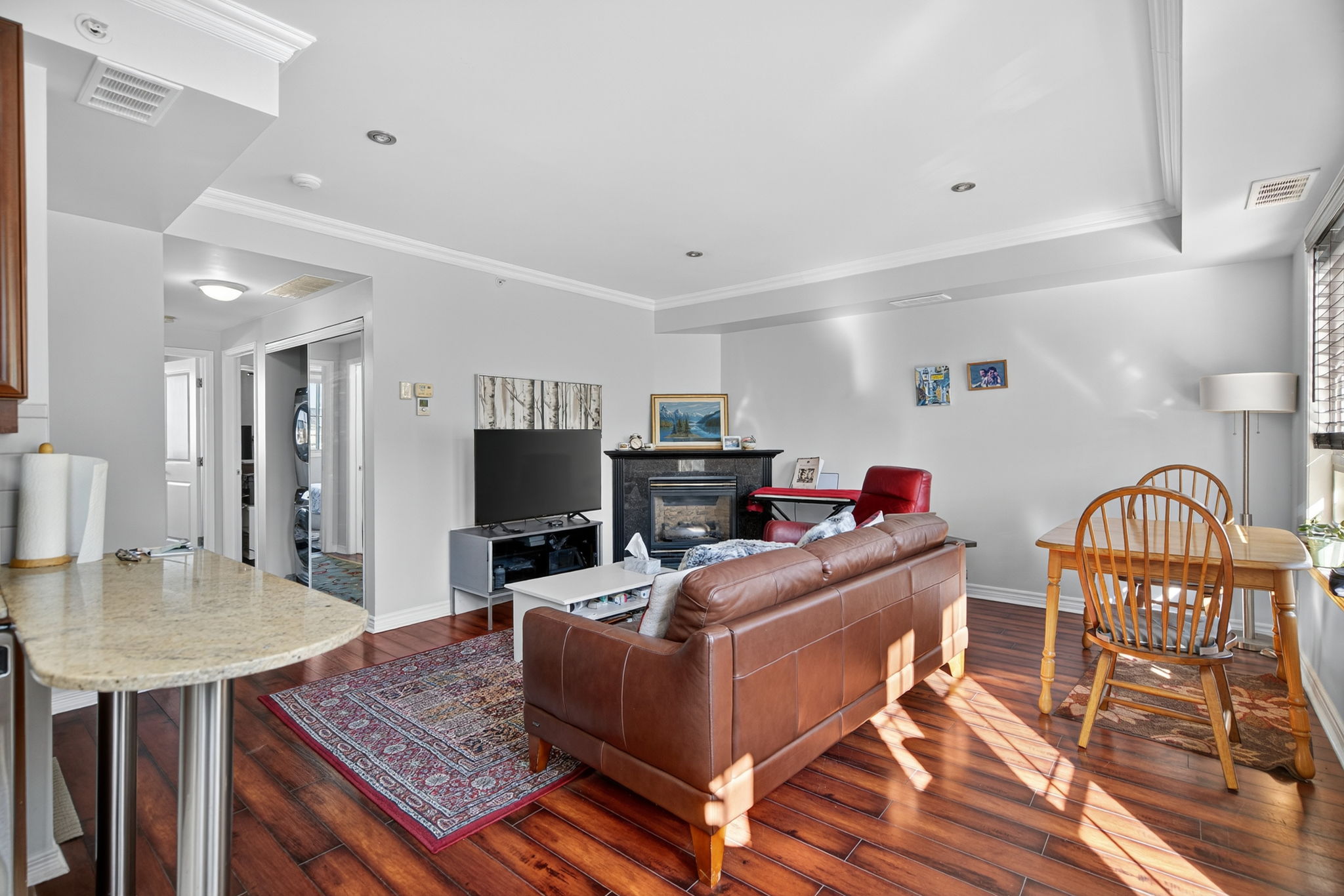 1785 Eglinton Ave E Unit 305 Toronto, ON M4A 2Y6