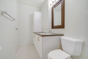 1785 Frobisher Ln, Ottawa, ON K1G 3T7, Canada Photo 11