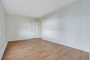 1785 Frobisher Ln, Ottawa, ON K1G 3T7, Canada Photo 15