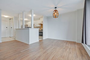 1785 Frobisher Ln, Ottawa, ON K1G 3T7, Canada Photo 6