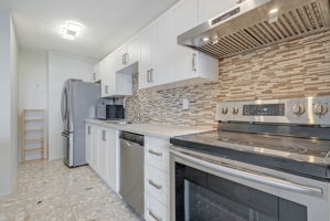 1785 Frobisher Ln, Ottawa, ON K1G 3T7, Canada Photo 7