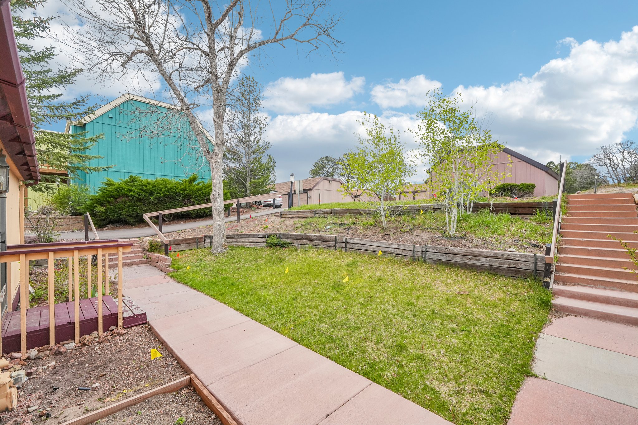 Woodmoor Dr-S0505-002.jpg