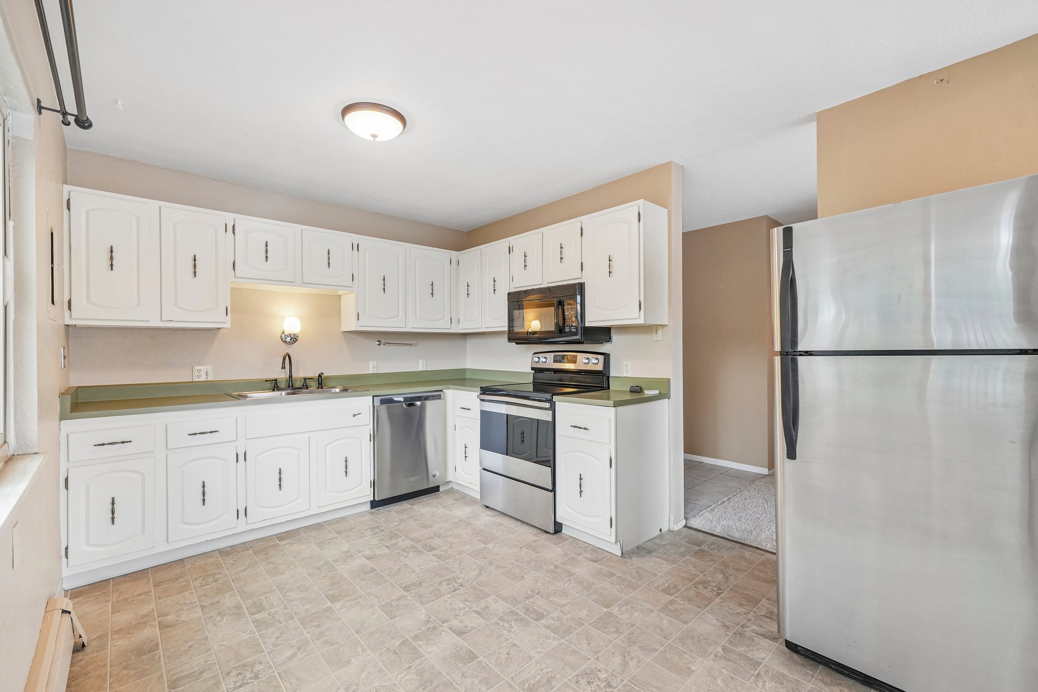 Woodmoor Dr-S0505-012.jpg
