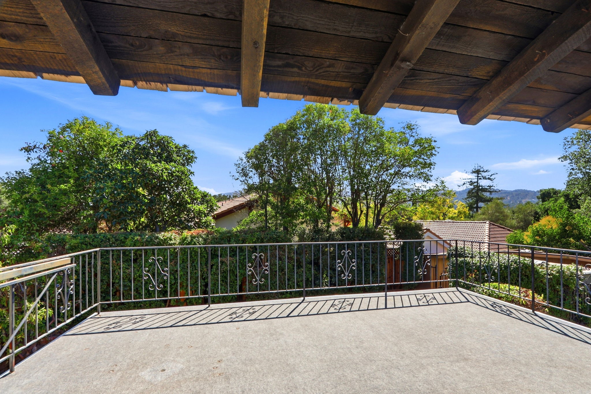  Photo 48